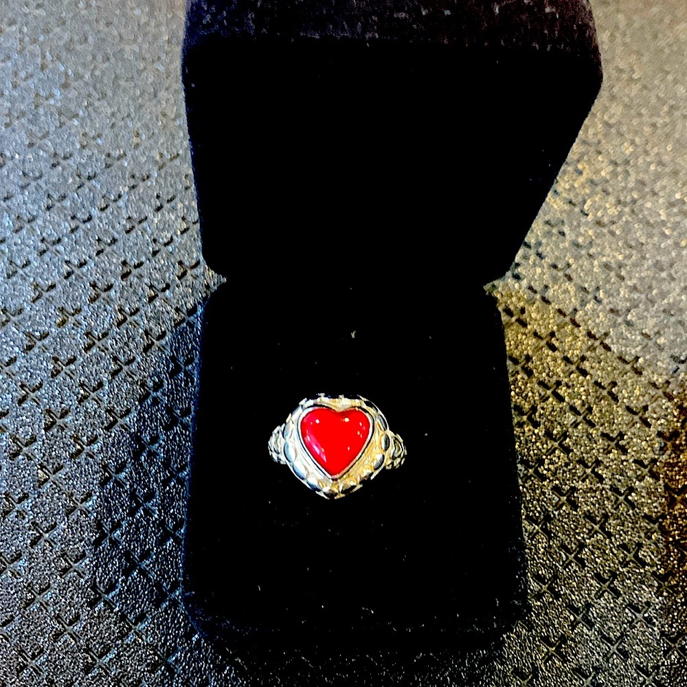 Sterling silver red coral heart ring size 7